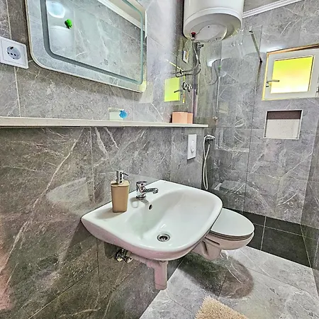 Snjezana-2 By Interhome *