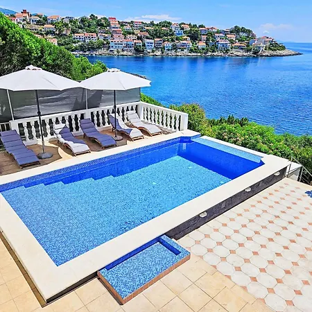 Snjezana-2 By Interhome